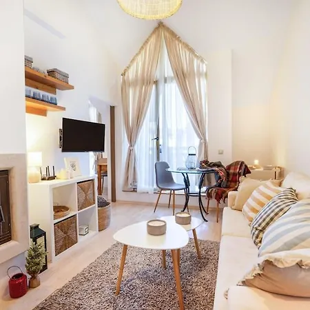 Hidden Gem With 1br And Amazing View